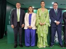 Imagem - Leila Pereira toma posse no Palmeiras: ‘Esta presidente não tem medo de absolutamente nada’