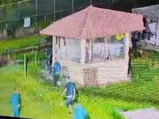 Imagem - Vídeo flagra fuga dos 16 detentos de Eunápolis: 'Foi uma ação planejada'