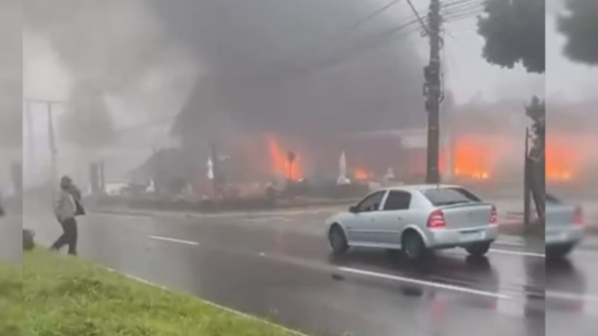 Imagem - Natal Luz de Gramado é cancelado após queda de avião