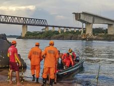 Imagem - Vídeo mostra momento em que ponte entre Tocantins e Maranhão desaba; veja