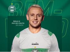 Imagem - Coritiba anuncia a contratação do lateral Rafinha, que volta ao clube após quase 20 anos