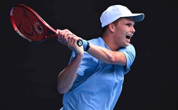 Jenson Brooksby em ação no Australian Open