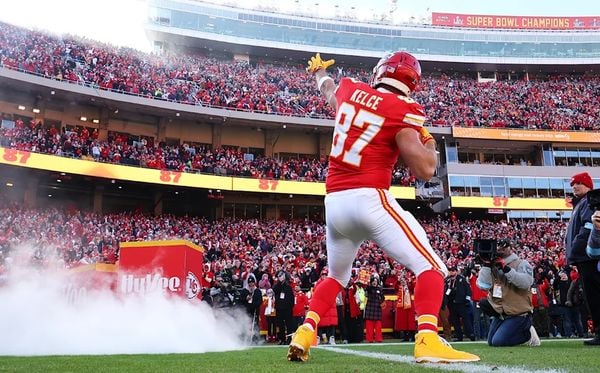 Kansas City Chiefs, do tight end Travis Kelce, é o atual bicampeão consecutivo da NFL