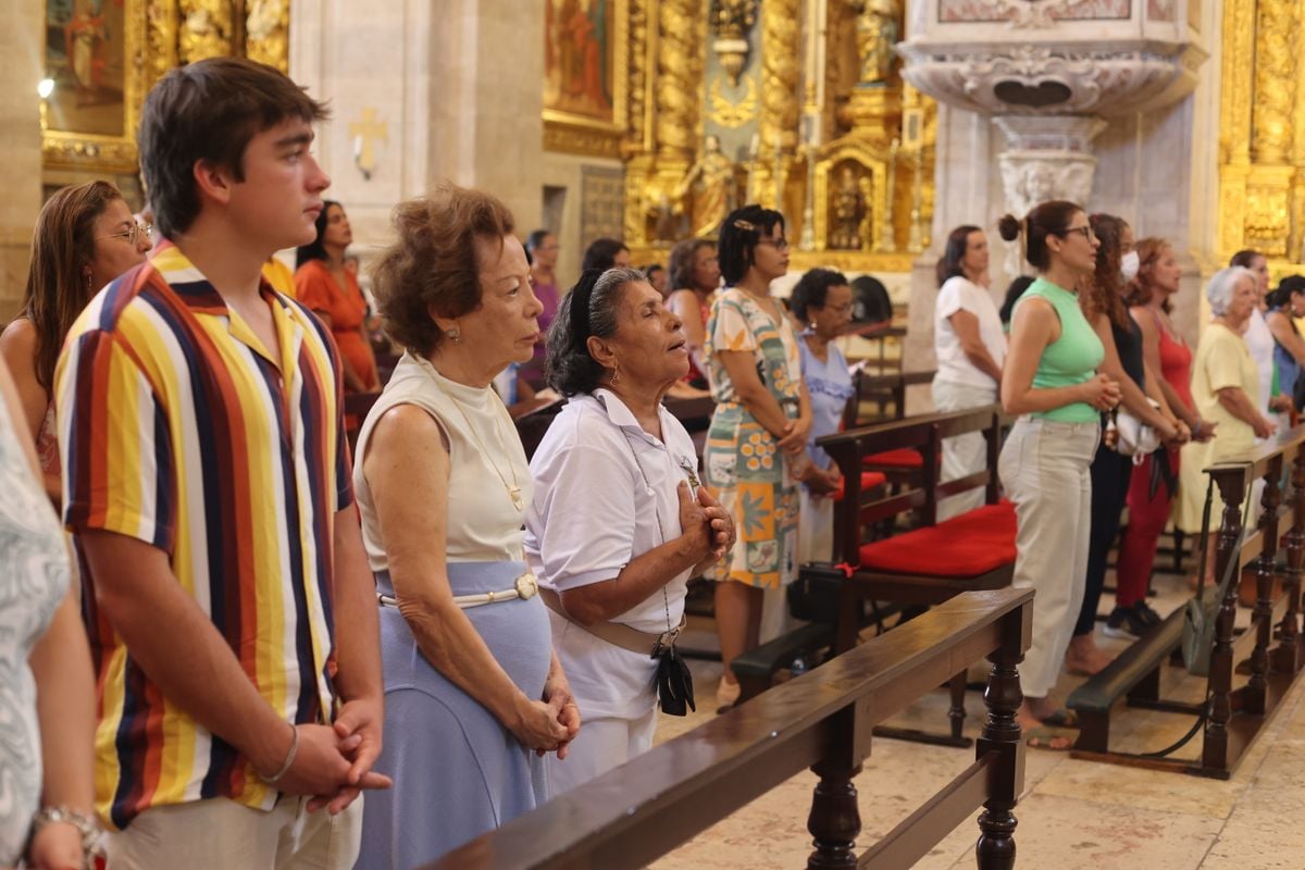 Fiéis foram para a Catedral para a missa de Natal