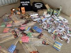 Imagem - Polícia e Procon apreendem 239 mil fogos de artifício clandestinos na Bahia