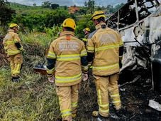 Imagem - Polícia identifica 26 das 41 vítimas do acidente em Teófilo Otoni