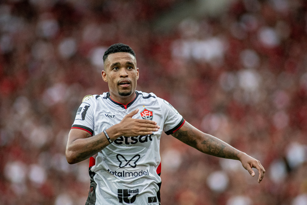 Alerrandro marcou 2 gols por Victor Ferreira/EC Vitória