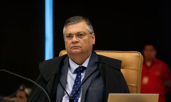 FSessão plenária do STF