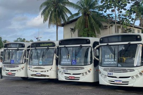 Ônibus de Lauro de Freitas