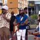 Imagem - Arrastão improvisado na Barra surpreende com sósias de ícones do Carnaval; confira