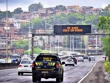 Imagem - Homem é detido em Salvador com carro roubado de locadora