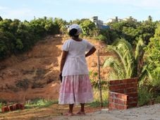 Imagem - Pelo menos 17 terreiros na Fazenda Grande IV estão com risco de desabamento; entenda