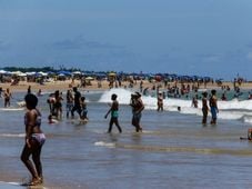 Imagem - Salvador tem 17 praias impróprias para banho neste fim de semana; saiba quais evitar