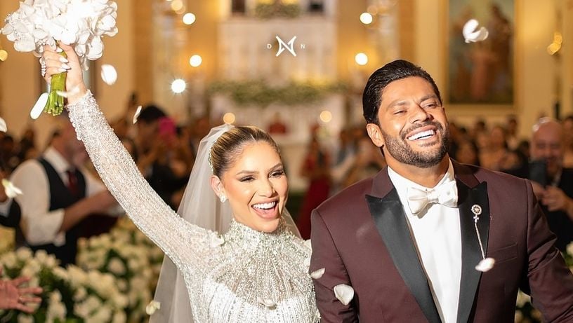 Imagem - 'Te amar foi a decisão mais certeira', diz Hulk para Camila Ângelo em casamento