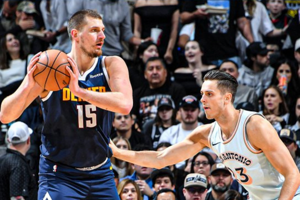 Denver Nuggets derrotou o San Antonio Spurs por 122 a 111