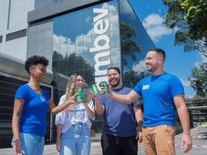 Imagem - Ambev busca por profissionais e aprendizes em sete cidades baianas