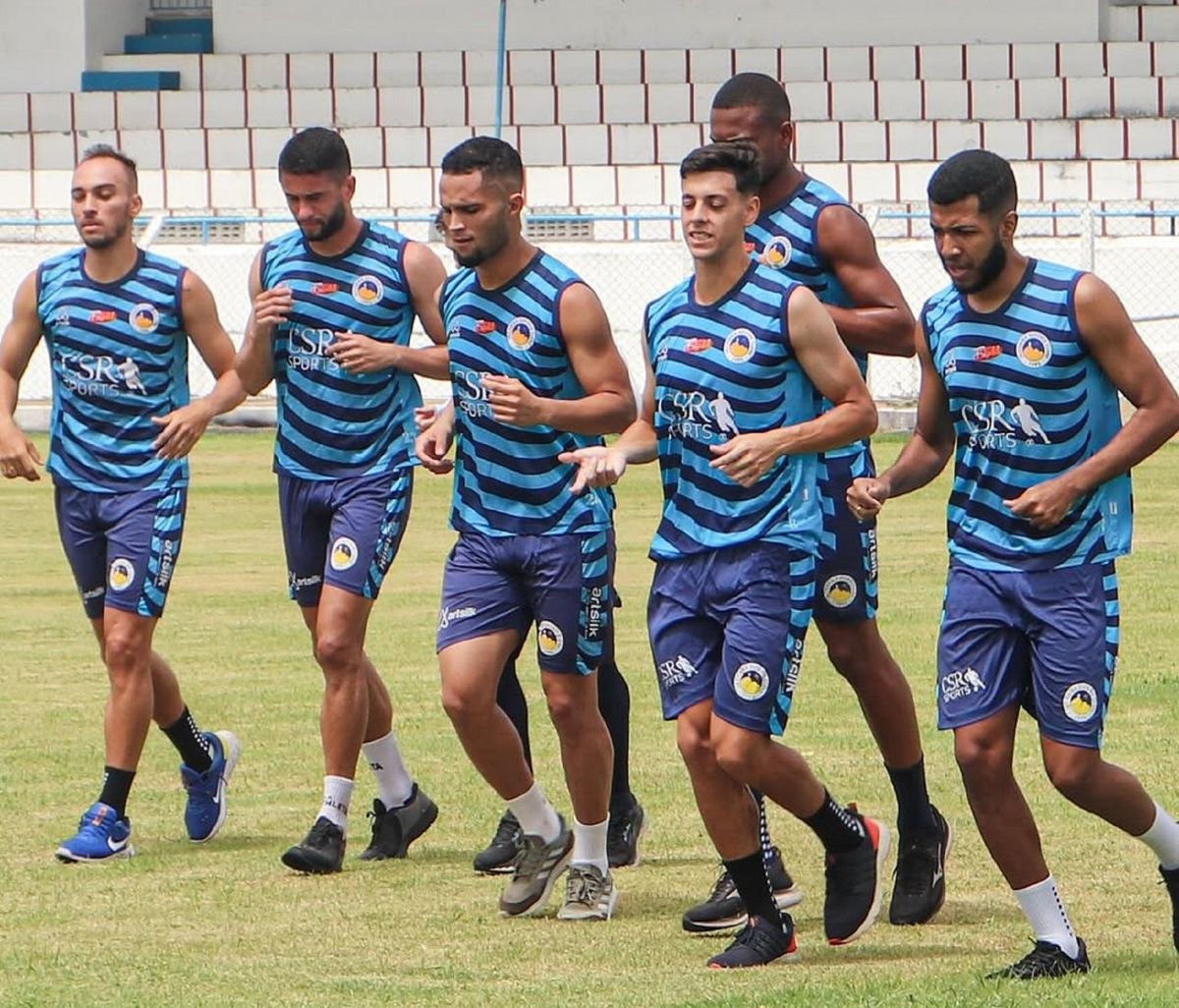 Jogadores do Jacobina treinando durante a pré-temporada