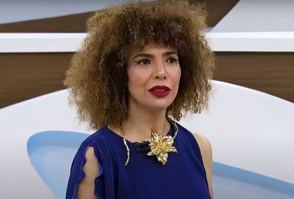 Vanessa da Mata no programa Roda Viva