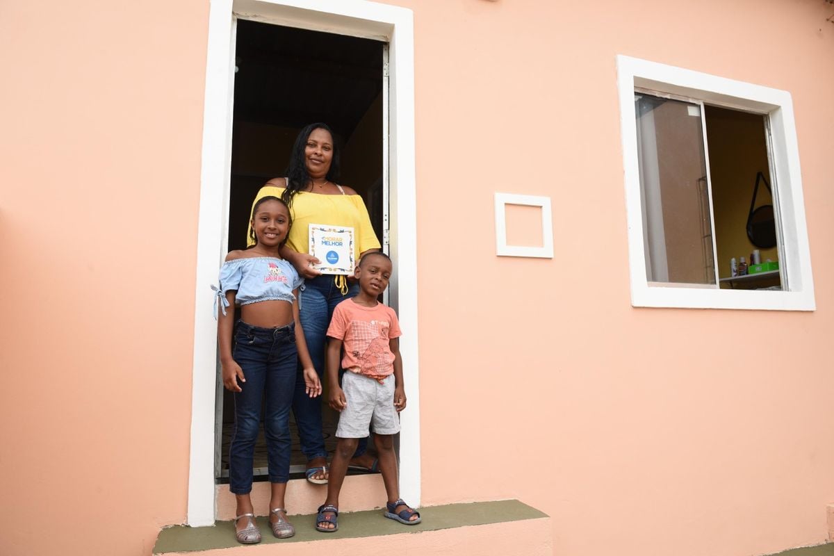 Família beneficiada pelo programa Morar Melhor