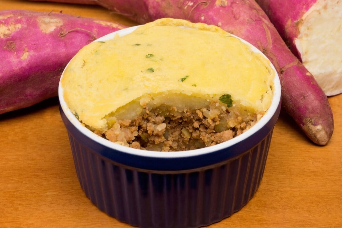 Escondidinho de batata-doce com carne moída (Imagem: Jobz Fotografia | Shutterstock) 