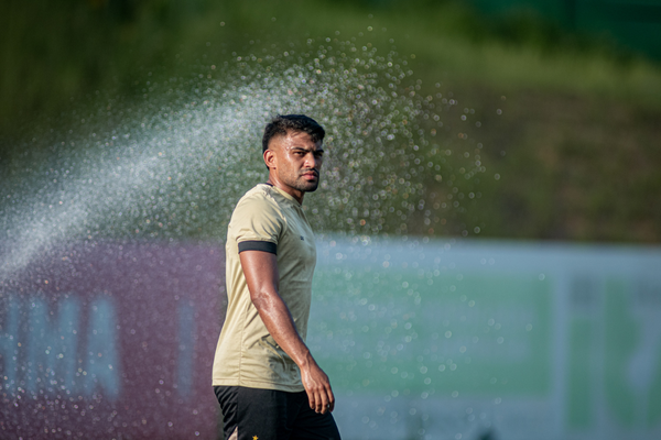 Ronald é um dos quatro reforços que já podem estrear pelo Vitória