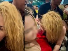 Imagem - Joelma preocupa fãs ao aparecer abatida em chegada de show em Vitória