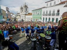 Imagem - Carnaval deve movimentar R$ 4,5 bilhões no comércio e turismo na Bahia, estima Fecomércio