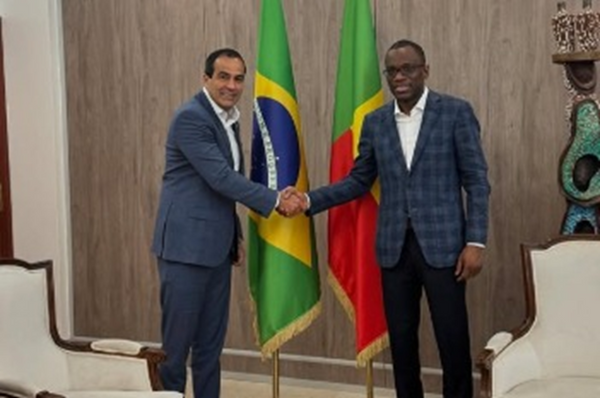 Bruno Reis e Olushegun Bakari