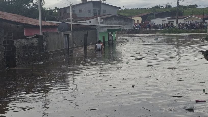 Imagem - Chuvas no interior da Bahia seguem até quinta-feira; 12 cidades decretaram situação de emergência