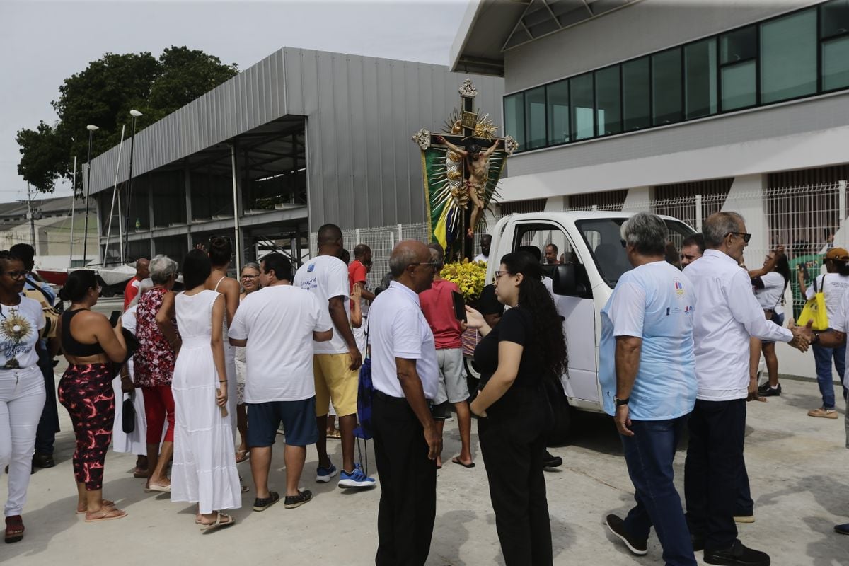 Procissão marítima da imagem do Senhor do Bonfim por Arisson Marinho/CORREIO