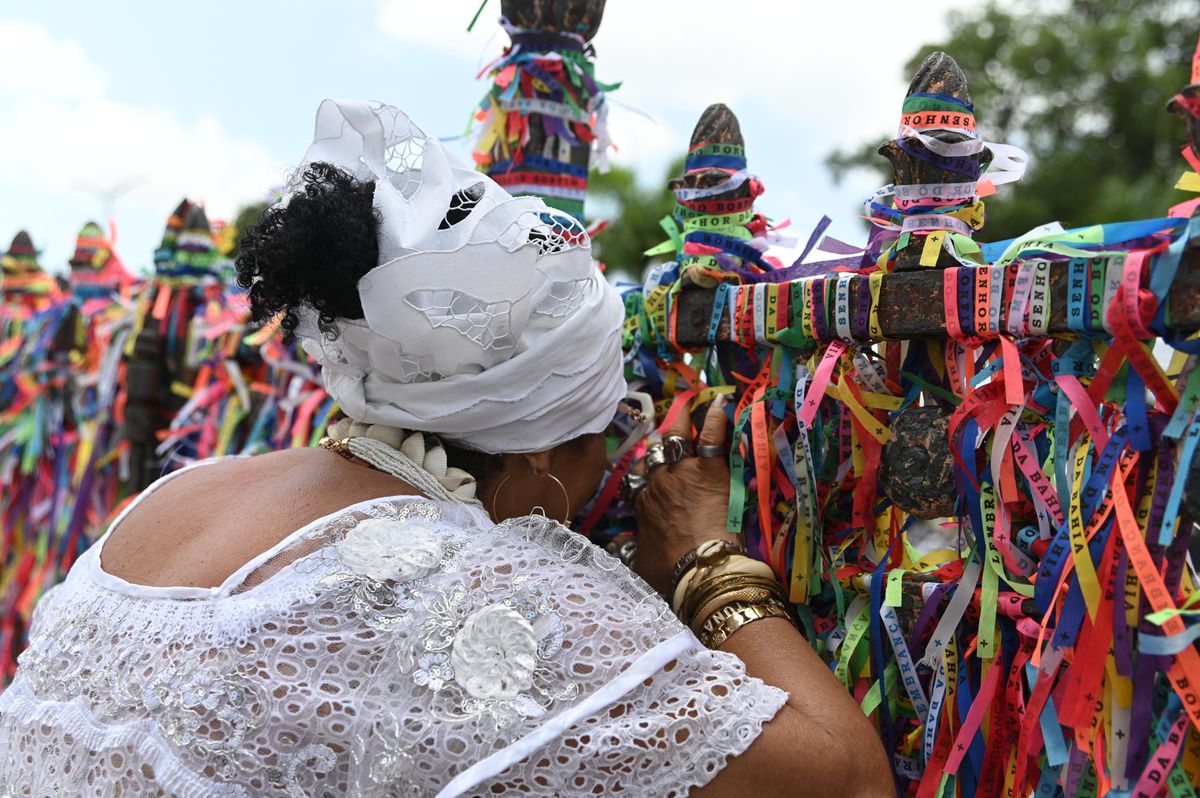 A devoção das baianas, símbolo do sincretismo religioso