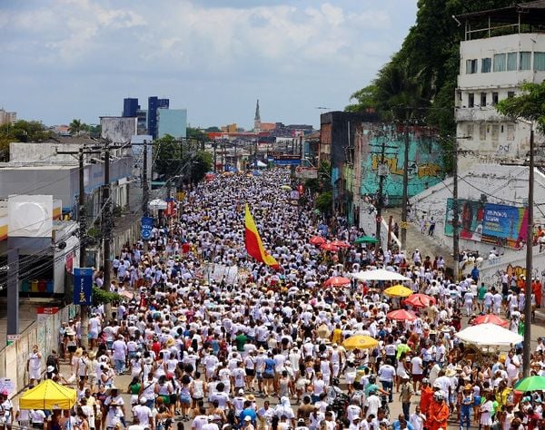  Lavagem do Bonfim neste ano reuniu mais de um milhão de pessoas 