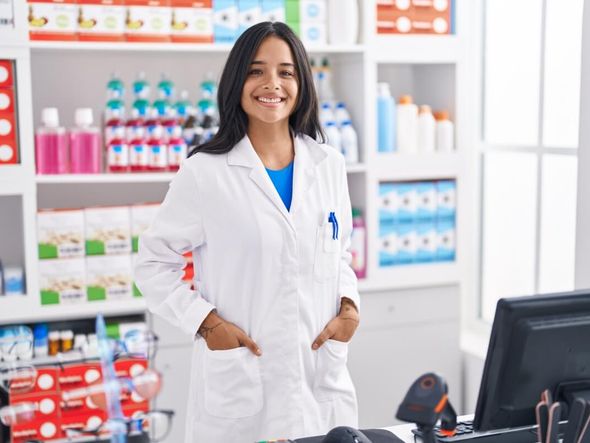 Imagem - 5 áreas de atuação possíveis para farmacêuticos