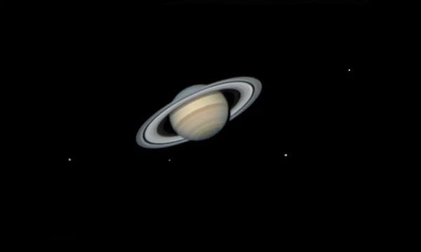 Saturno