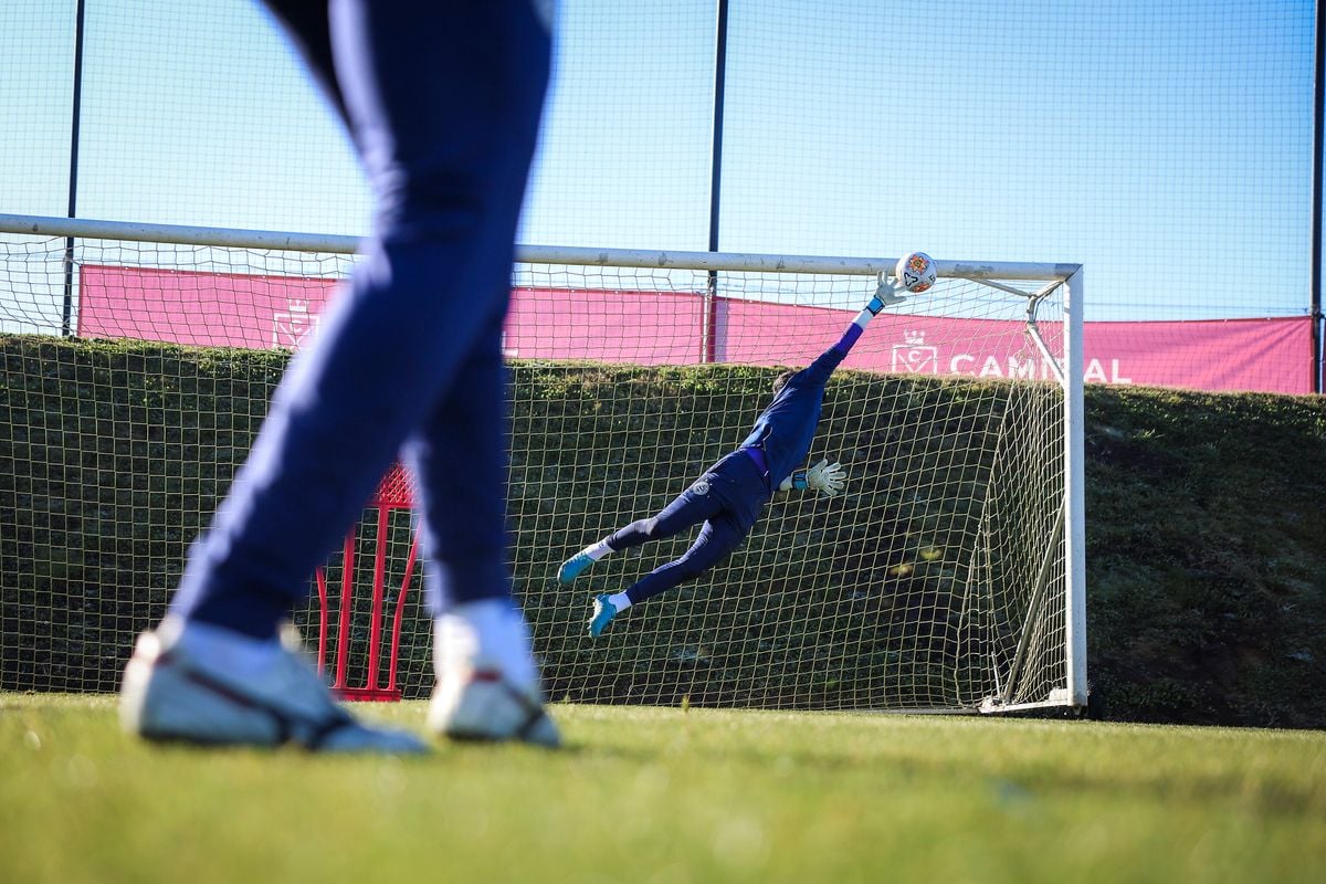 Bahia ainda busca um goleiro para disputar posição no elenco