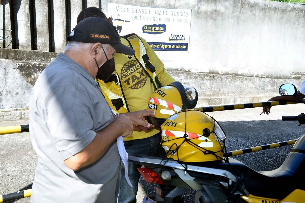 Mototaxistas de Salvador