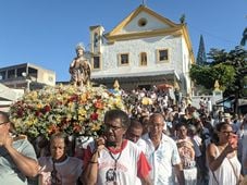 Imagem - Procissão de São Lázaro reúne fiéis debilitados em busca de cura