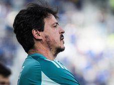 Imagem - Cruzeiro anuncia a saída de Fernando Diniz; Renato Gaúcho vira 'plano A' do clube