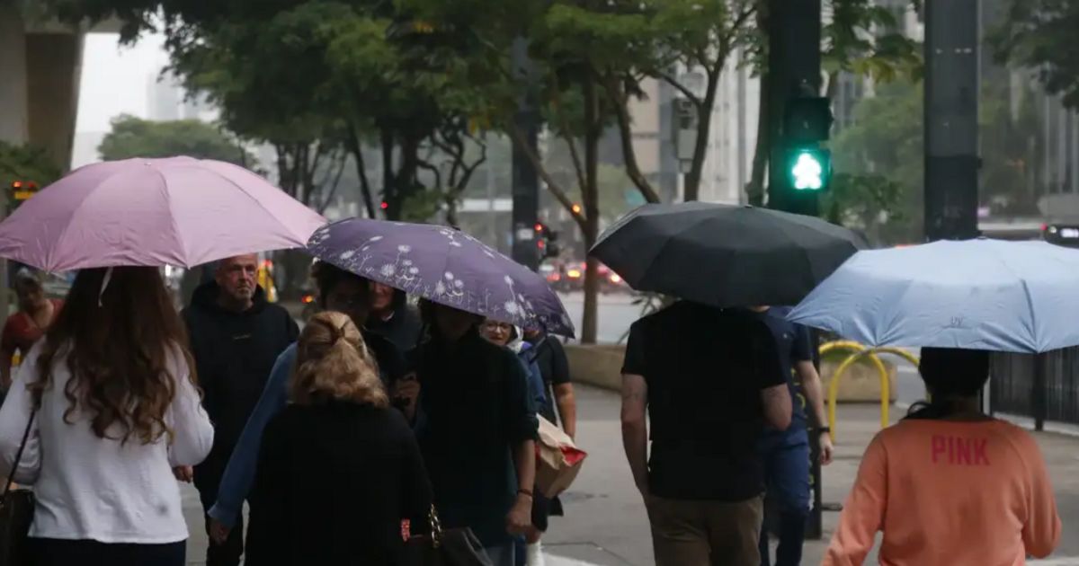 Imagem - Inmet emite alerta de chuvas e ventos intensos para Bahia e mais 18 estados