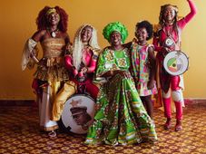 Imagem - Koanza volta para temporada de verão em Salvador com participação de blocos afros