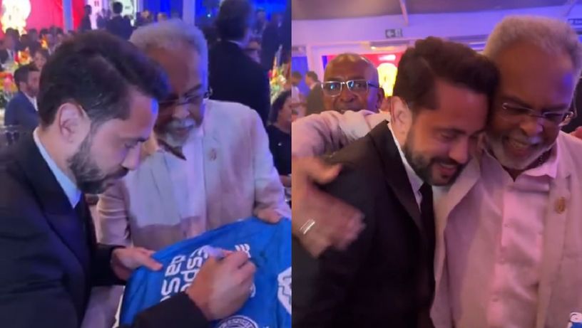 Imagem - Gilberto Gil pede para Everton Ribeiro autografar camisa do Bahia: 'Que honra'