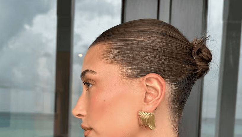 Imagem - 'Slick Bun': Penteado da moda pode te deixar sem cabelo