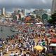 Imagem - Barcos levam fiéis para entregar oferenda  a Iemanjá no Rio Vermelho