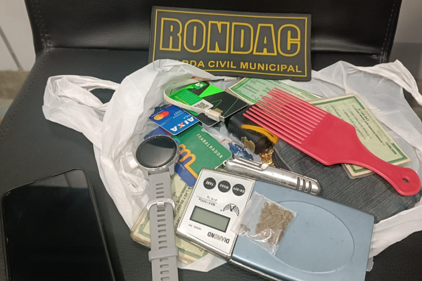 Objetos foram encontrados com homem