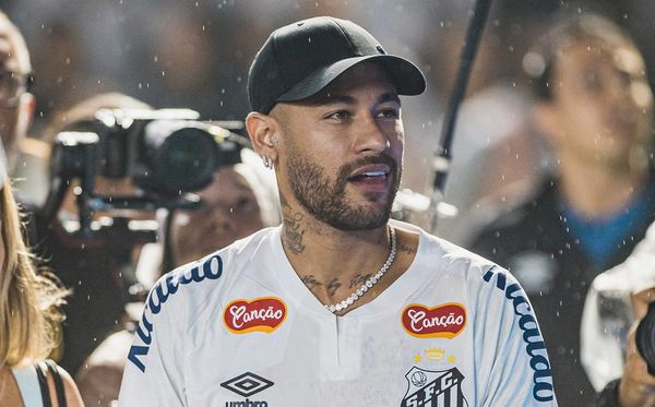 Neymar em apresentação no Santos