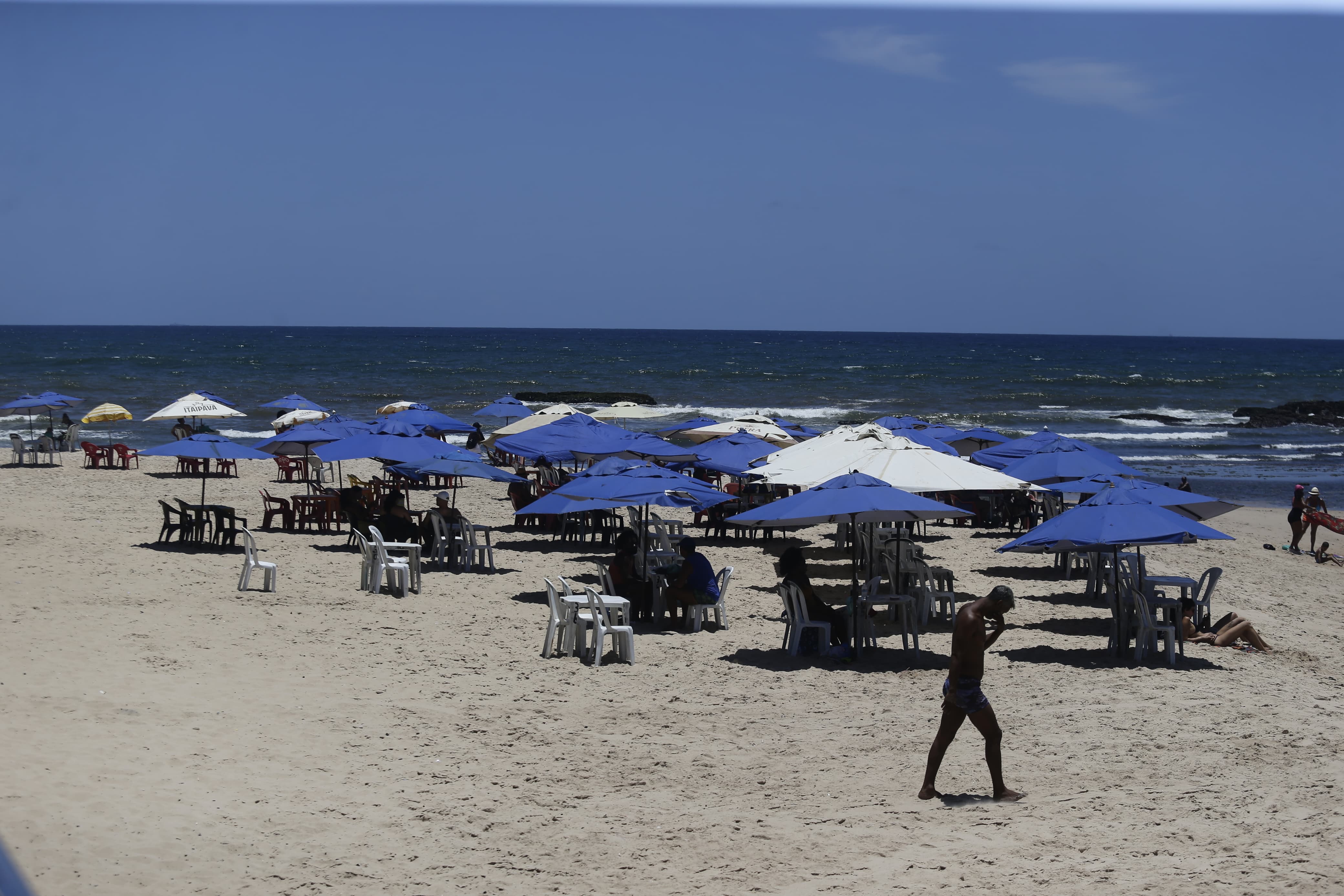 Praia de Salvador por Arisson Marinho/CORREIO