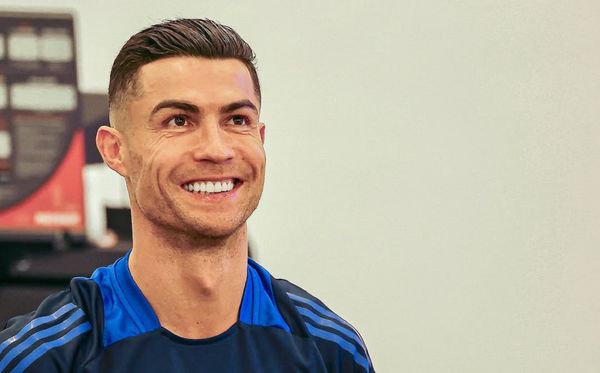 Cristiano Ronaldo é o atleta mais bem pago do mundo