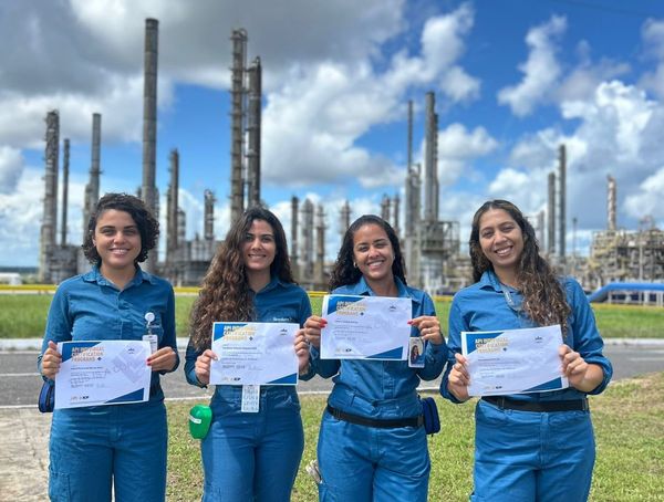 Engenheiras baianas estão entre as cinco únicas mulheres a conquistar certificação internacional no Brasil