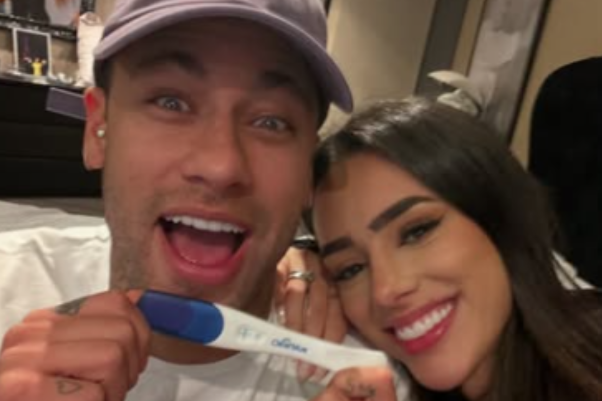 Neymar e Bruna Biancardi comemorando gravidez por Reprodução I Instagram @brunabiancardi