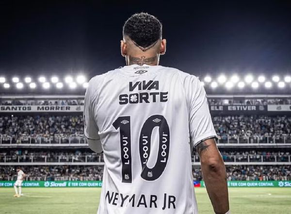 Neymar estreou pelo Santos nesta quarta-feira (5), contra o Botafogo-SP